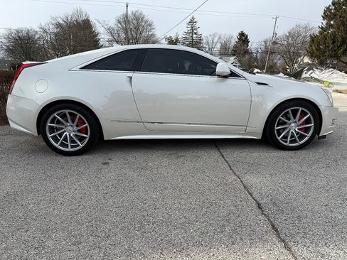 Used 2014 Cadillac CTS Premium image 3