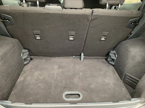 Used 2019 Ford EcoSport SE w/ SE Convenience Package FWD image 9