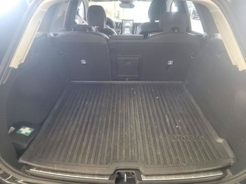 Used 2026 Volvo XC60 B5 Plus AWD/4WD image 8