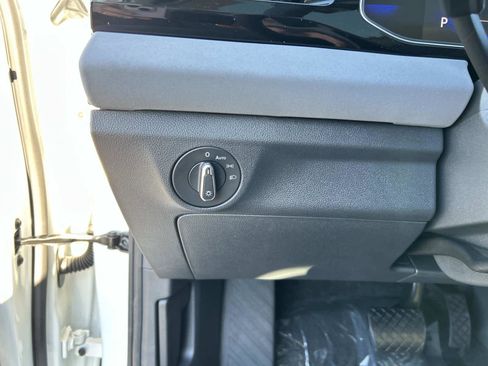 New 2026 Volkswagen Jetta SE image 26