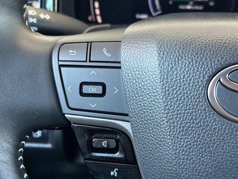 Certified 2026 Toyota Camry SE w/ Convenience Package FWD image 30