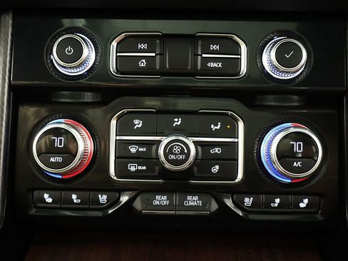 Used 2023 GMC Yukon Denali Ultimate w/ LPO, Floor Liner Package AWD/4WD image 71