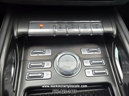 New 2026 Lincoln Nautilus Premier AWD/4WD image 18