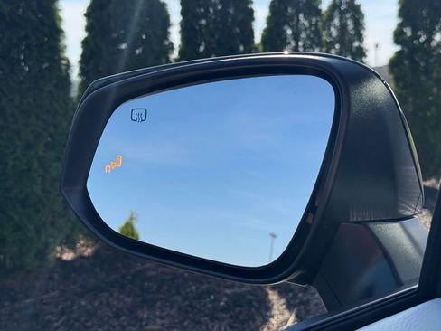 New 2026 Toyota Sienna XLE image 20