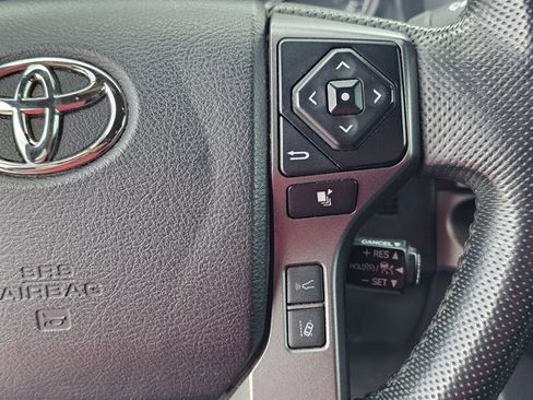 Used 2022 Toyota Tacoma TRD Off-Road RWD image 22