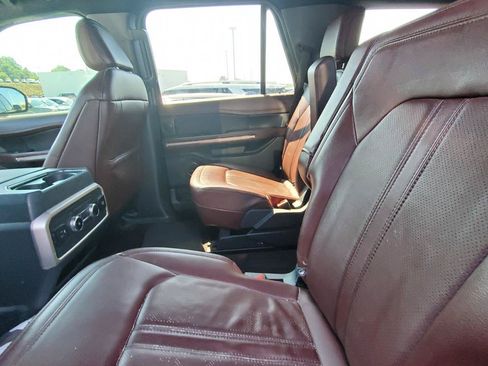 Used 2022 Ford Expedition Limited AWD/4WD image 5