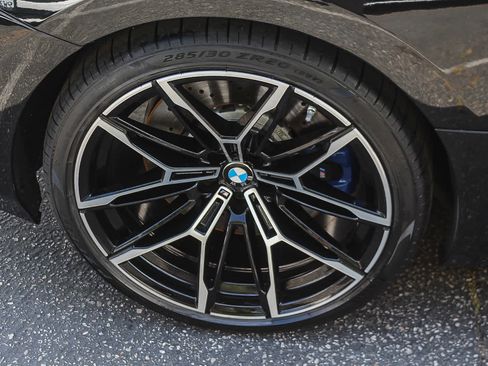 Used 2023 BMW M2 RWD image 9