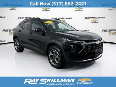 Used 2025 Chevrolet Trax LT