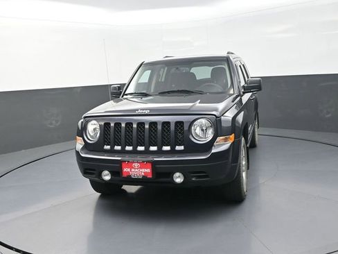 Used 2016 Jeep Patriot Sport w/ Power Value Group image 2