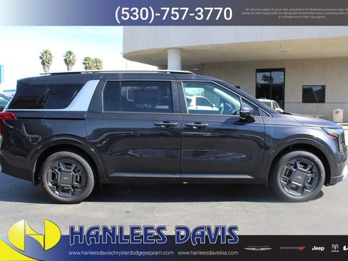 New 2026 Kia Carnival EX image 6