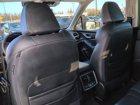 Certified 2022 Subaru Forester Touring w/ Popular Package #2 image 19