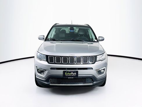 Used 2020 Jeep Compass Limited image 2