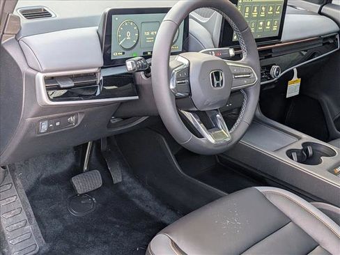 New 2026 Honda Prologue Touring image 3