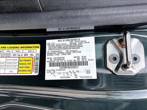 Used 2016 Ford Mustang GT Premium w/ Equipment Group 401A RWD image 30