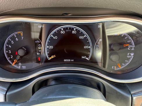 Used 2015 Jeep Grand Cherokee Limited image 19