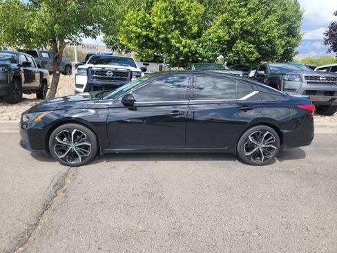 Certified 2024 Nissan Altima 2.5 SR FWD image 3