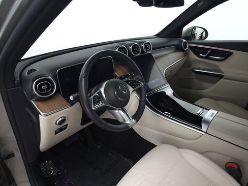 Certified 2023 Mercedes-Benz GLC 300 4MATIC image 8