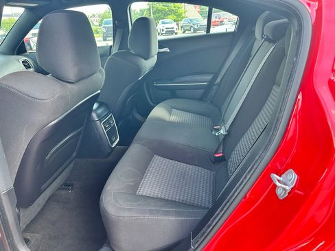 Used 2019 Dodge Charger Scat Pack image 9