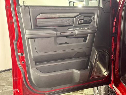 New 2026 RAM 3500 Limited AWD/4WD image 10