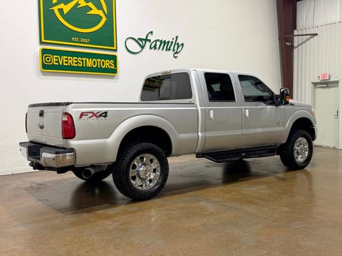 Used 2015 Ford F250 Lariat w/ Lariat Ultimate Package image 8
