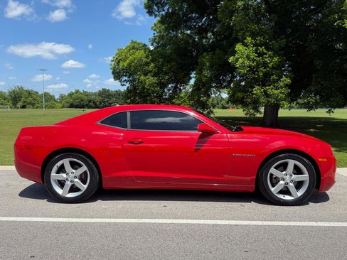 Used 2011 Chevrolet Camaro LT RWD image 12
