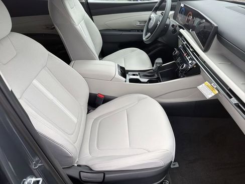 New 2026 Hyundai Tucson SEL image 13