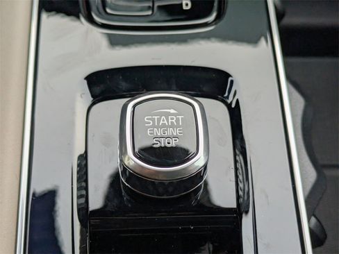 New 2026 Volvo XC90 B5 Ultra w/ Protection Package Premier image 41