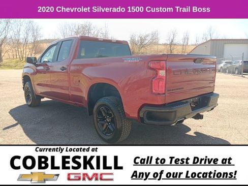 Used 2020 Chevrolet Silverado 1500 Custom Trail Boss w/ Custom Convenience Package AWD/4WD image 5