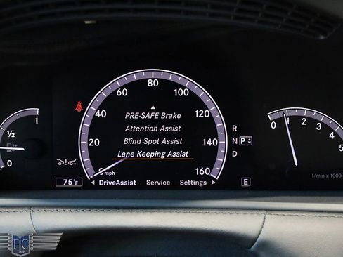 Used 2013 Mercedes-Benz CL 550 4MATIC image 35