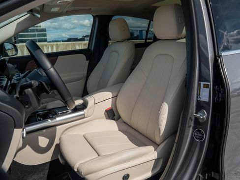 Certified 2023 Mercedes-Benz GLA 250 4MATIC image 23
