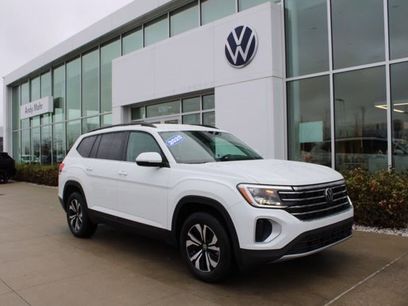 Used 2025 Volkswagen Atlas SE