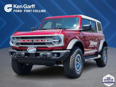 New 2026 Ford Bronco Outer Banks w/ Sasquatch Package AWD/4WD image 1