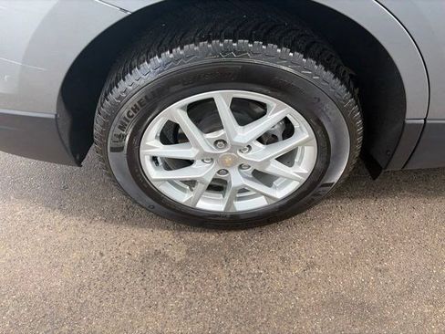 Used 2023 Chevrolet Equinox LS FWD image 42