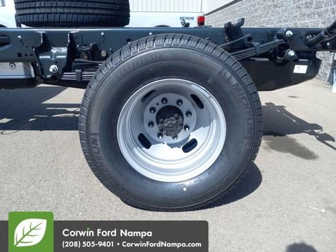 New 2026 Ford F350 XL w/ XL Chrome Package AWD/4WD image 25