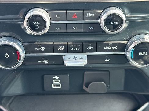 Used 2025 Ford F150 XLT w/ Equipment Group 301A Standard AWD/4WD image 33