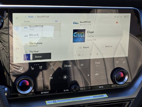 New 2026 Lexus TX 500h AWD image 10