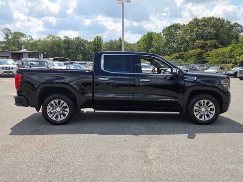 Used 2026 GMC Sierra 1500 Denali RWD image 11