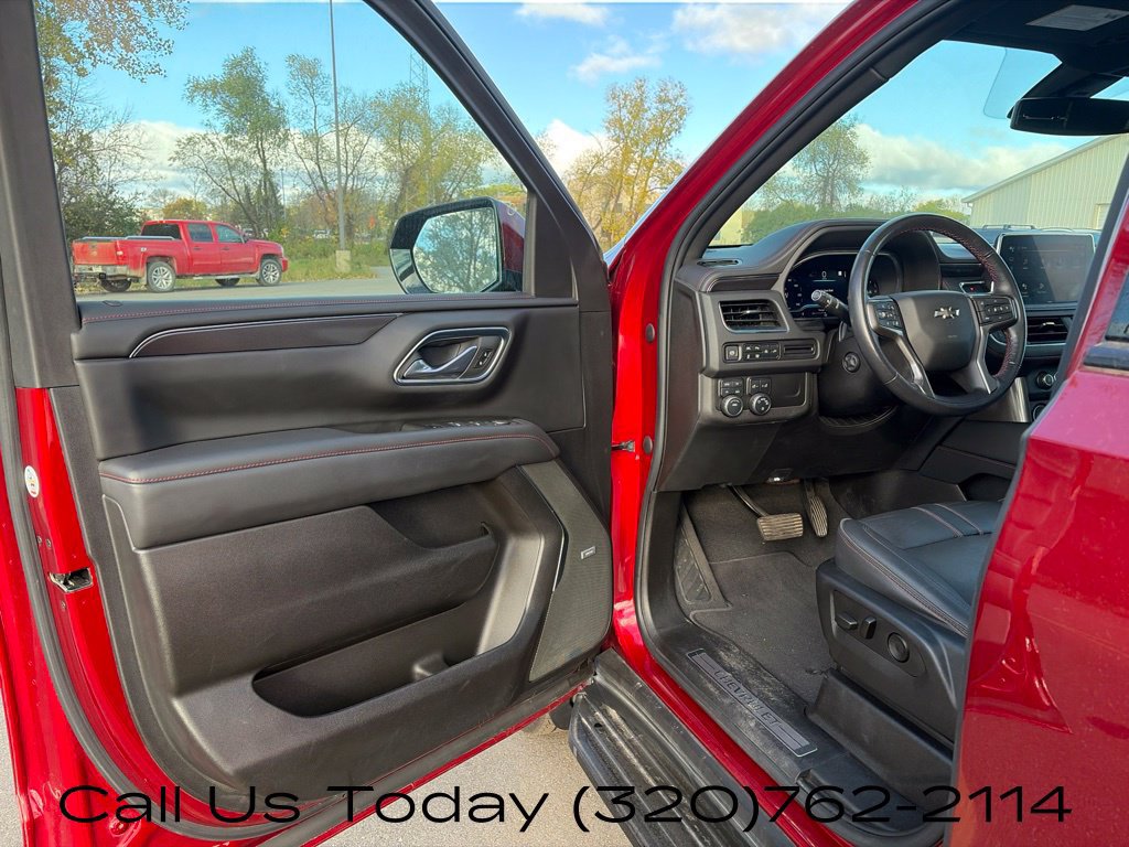 Used 2022 Chevrolet Tahoe RST w/ Luxury Package AWD/4WD image 14