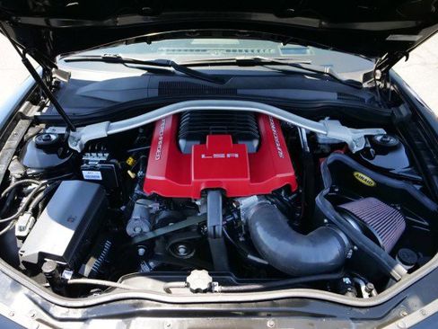 Used 2015 Chevrolet Camaro ZL1 RWD image 46