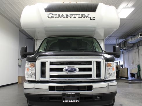 Used 2023 Ford E-450 and Econoline 450 Super Duty w/ Motorhome Prep Package RWD image 7