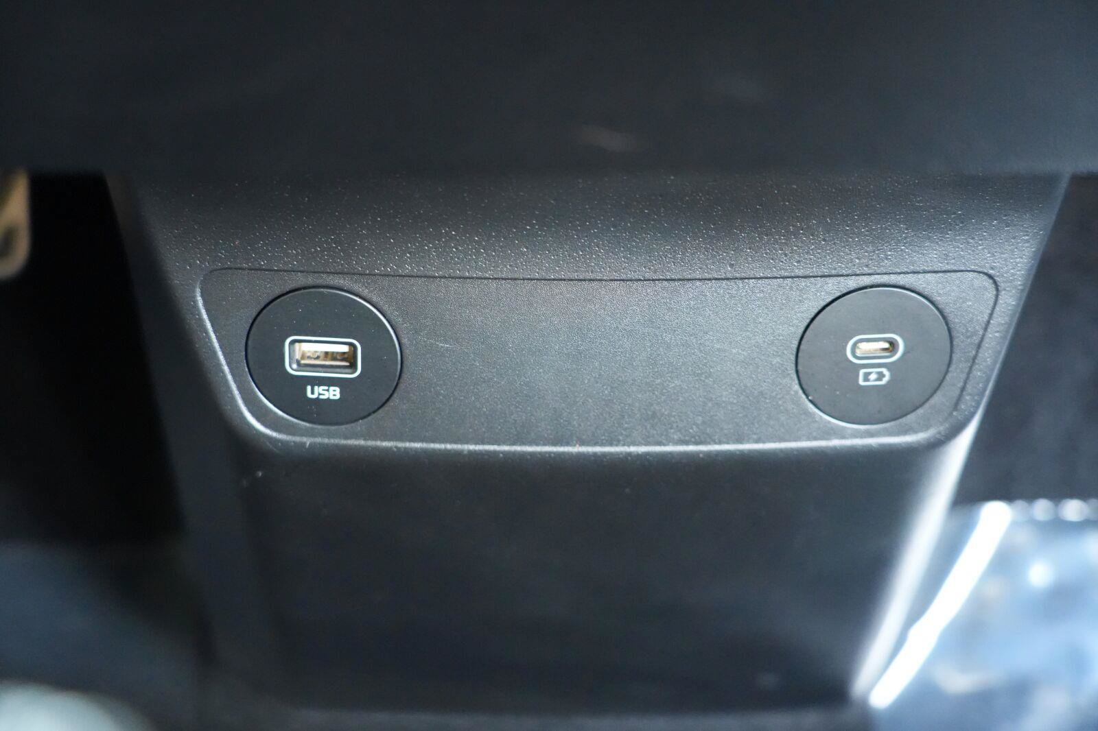 Used 2023 Kia EV6 GT-Line w/ GT-Line Suede Seat Package RWD image 35