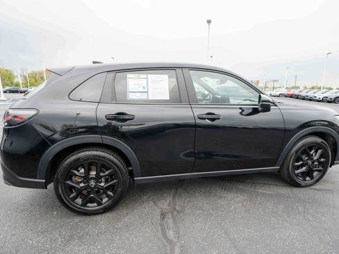 Used 2025 Honda HR-V Sport image 6