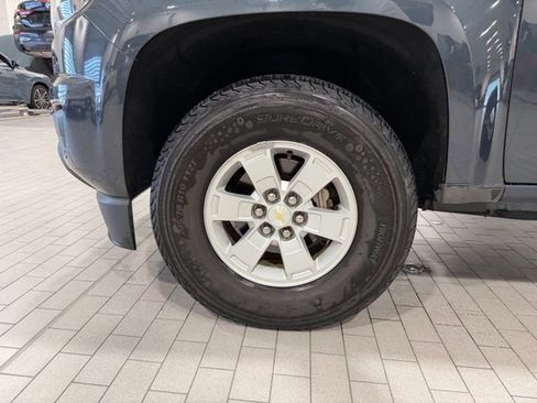 Used 2017 Chevrolet Colorado W/T w/ WT Convenience Package RWD image 12