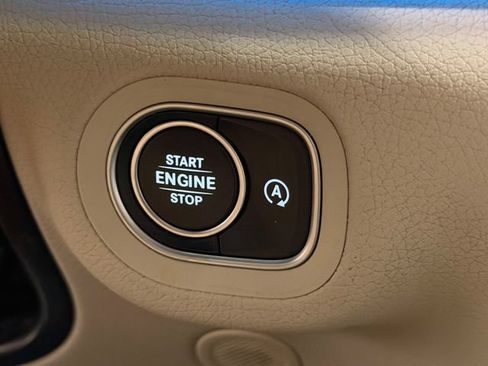Used 2022 Mercedes-Benz GLE 350 4MATIC image 31