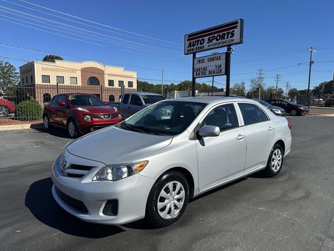 Used 2013 Toyota Corolla L image 1