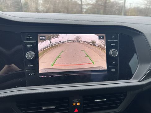 Certified 2020 Volkswagen Jetta SEL image 22