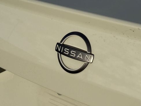 Used 2025 Nissan Altima 2.5 SR AWD/4WD image 9