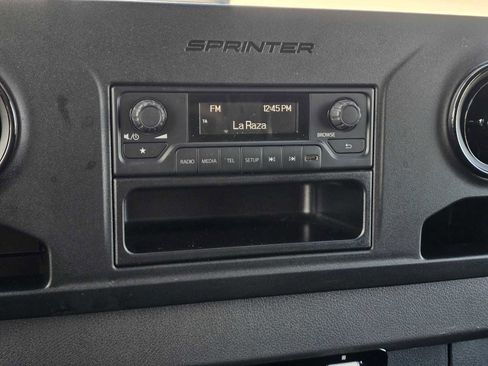 Used 2025 Mercedes-Benz Sprinter 2500 image 27