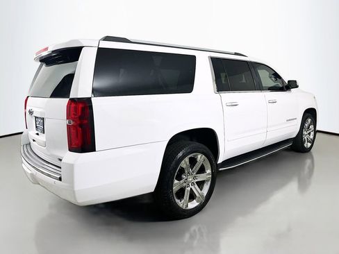 Used 2018 Chevrolet Suburban Premier image 8