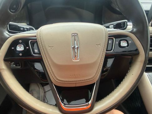 Used 2020 Lincoln Aviator Reserve w/ Equipment Group 202A AWD/4WD image 24